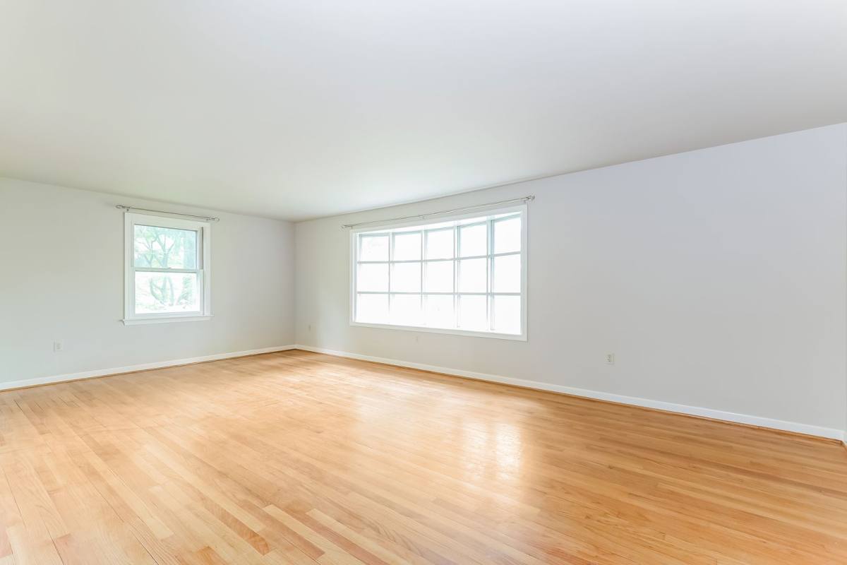 House for rent at 934 Village Rd, Lancaster, PA 17602