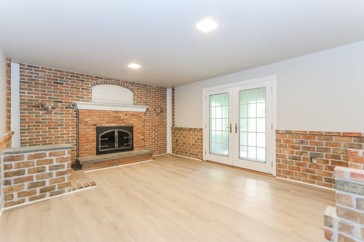 House for rent at 934 Village Rd, Lancaster, PA 17602