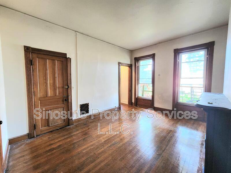 Apartment for rent at 449 State St #2R, Albany, NY 12203
