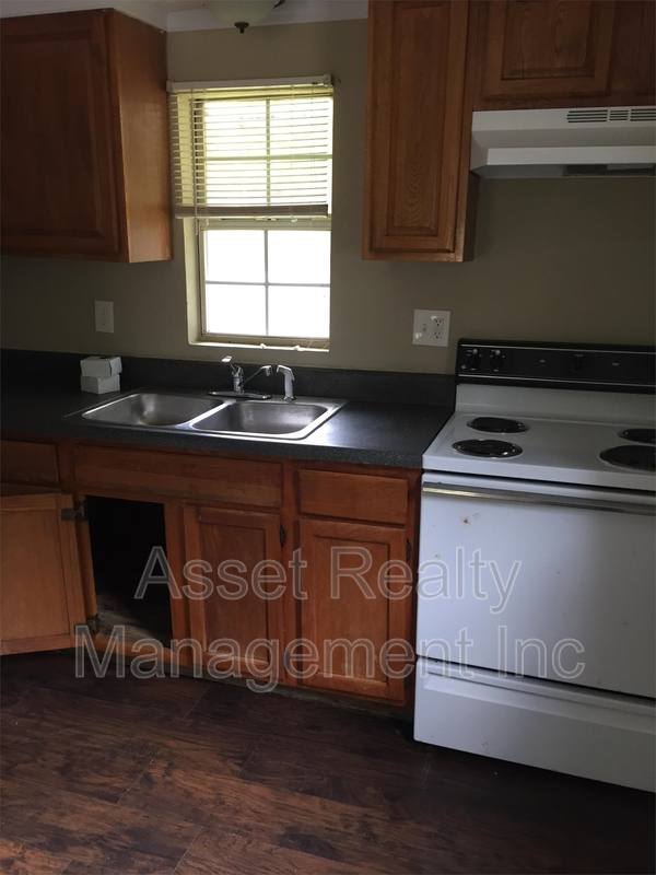Apartment for rent at 608 Lester Rd #3, Knoxville, TN 37920