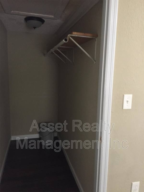 Apartment for rent at 608 Lester Rd #3, Knoxville, TN 37920