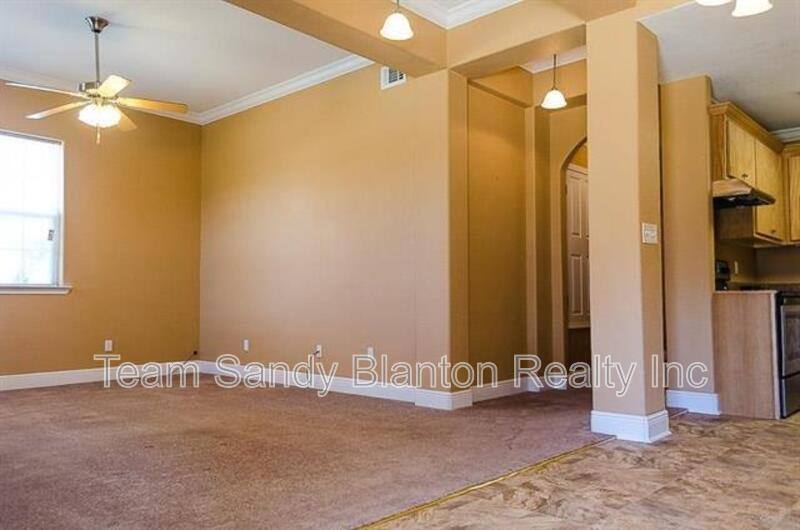 Apartment for rent at 542 S 72nd Ave #C, Pensacola, FL 32506