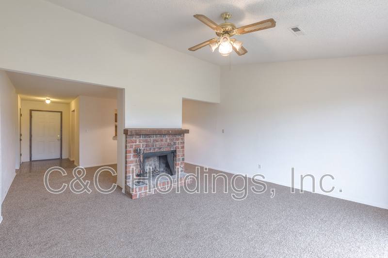 House for rent at 304 W Quantico, Broken Arrow, OK 74011