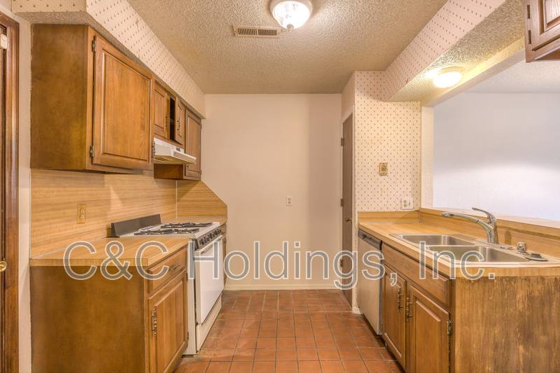 House for rent at 304 W Quantico, Broken Arrow, OK 74011