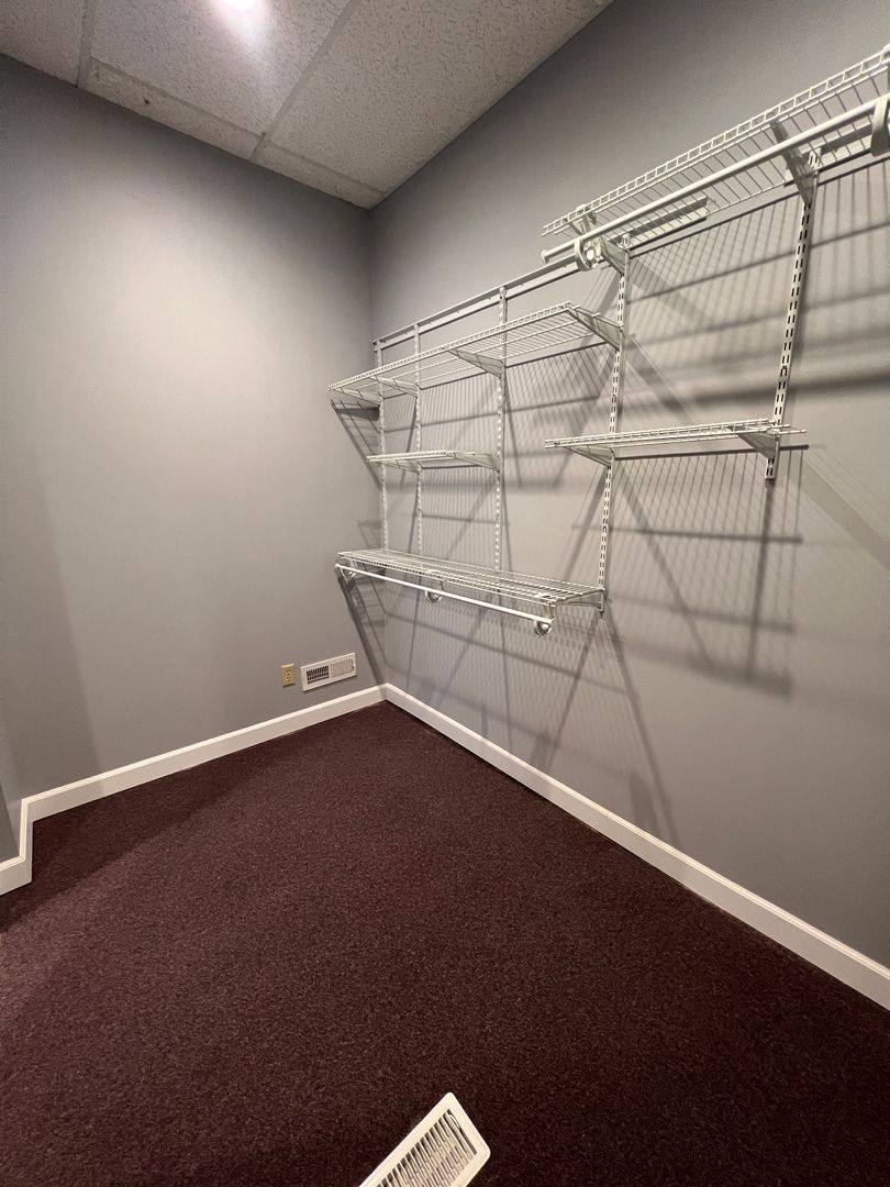 Apartment for rent at 232 N 6th St, Quincy, IL 62301