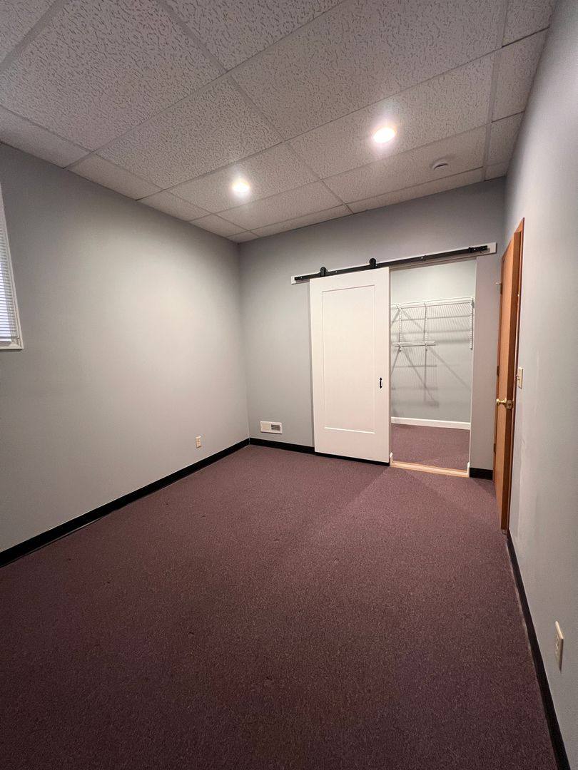 Apartment for rent at 232 N 6th St, Quincy, IL 62301