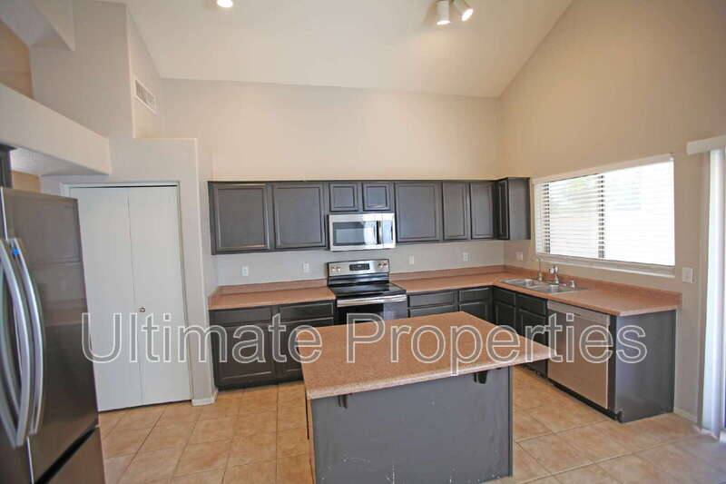 House for rent at 7205 W Mohawk Lane, Glendale, AZ 85308