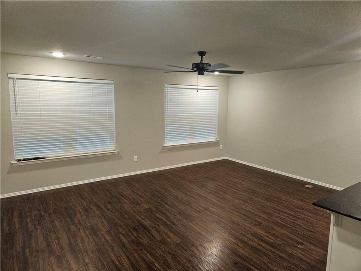Apartment for rent at 2489 N Brophy St, Fayetteville, AR 72703