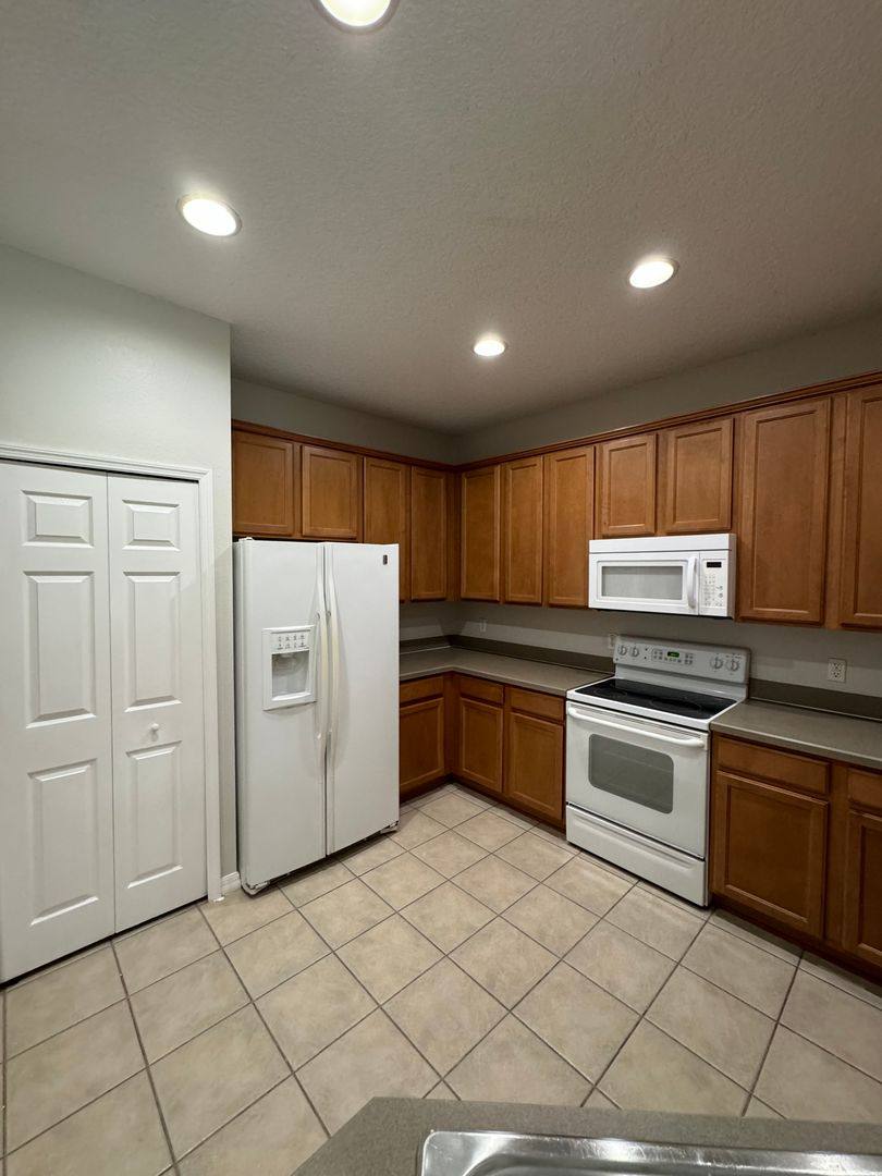 House for rent at 10360 Sandy Marsh Lane, Orlando, FL 32832