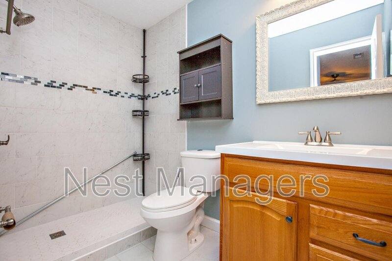 House for rent at 1819 Eichelberger Dr, Fayetteville, NC 28303