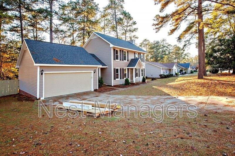 House for rent at 1819 Eichelberger Dr, Fayetteville, NC 28303