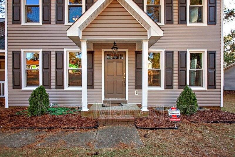 House for rent at 1819 Eichelberger Dr, Fayetteville, NC 28303