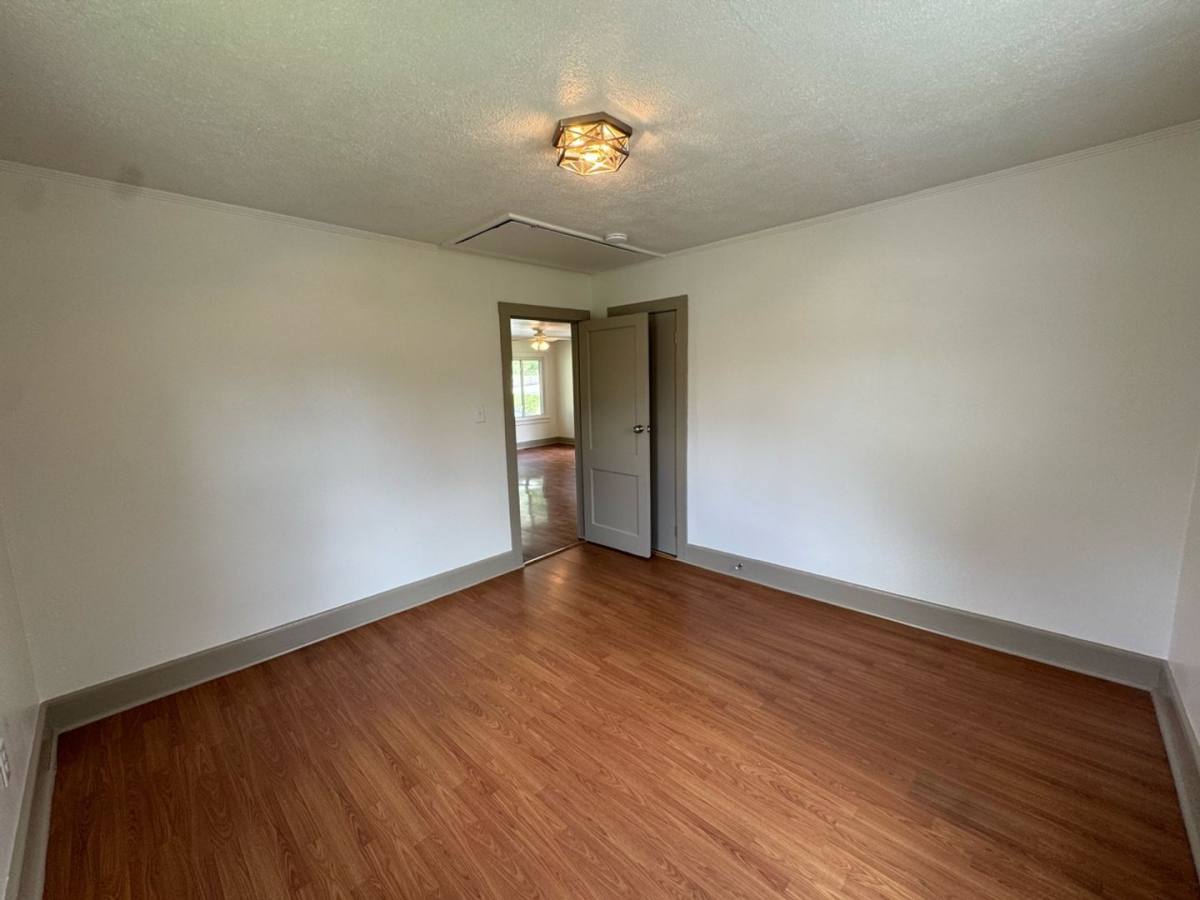 House for rent at 208 Gravely Rd, Kingsport, TN 37665