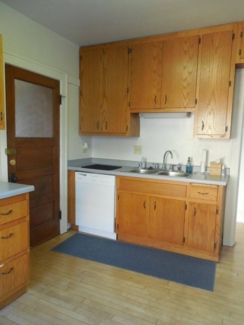 Apartment for rent at 5923-5925 W Wells St, Milwaukee, WI 53213