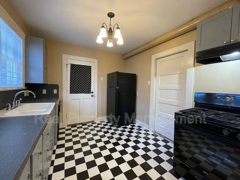 House for rent at 755 Arlington Ave, Baton Rouge, LA 70806