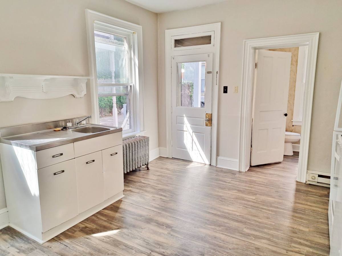 Apartment for rent at 338 - 342 E Walnut St, Hanover, PA 17331