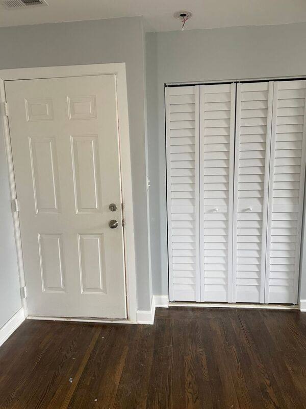Apartment for rent at 728 N Pine #3F, Chicago, IL 60644
