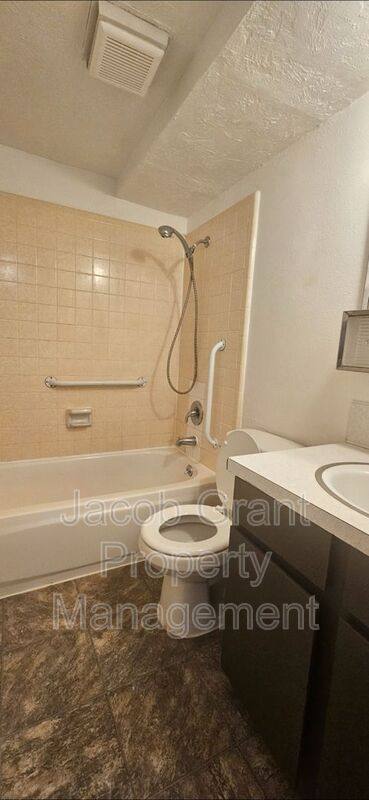 Apartment for rent at 1340 Paul Ave #4, Idaho Falls, ID 83401