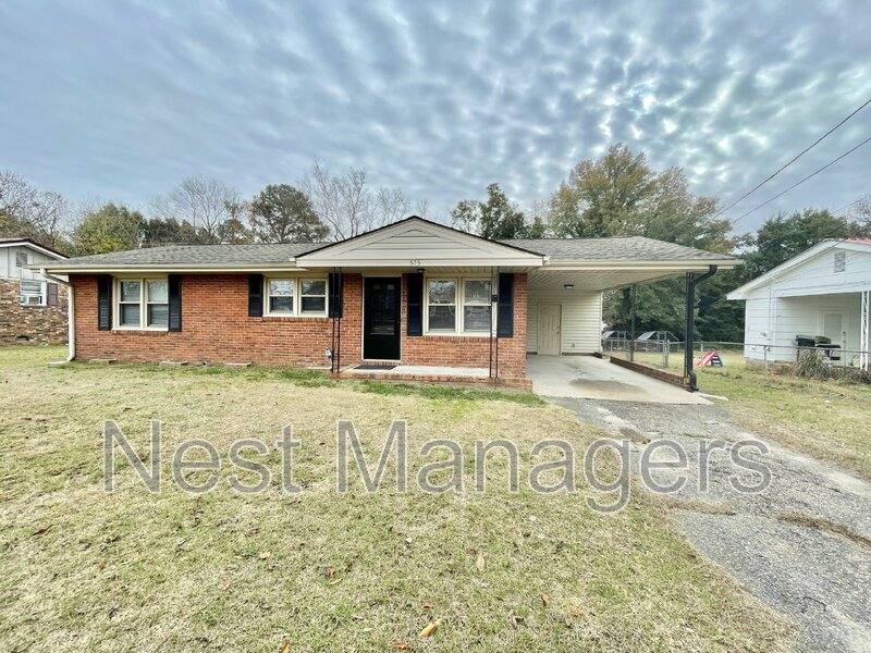 House for rent at 575 Braxton Blvd, Fayetteville, NC 28311