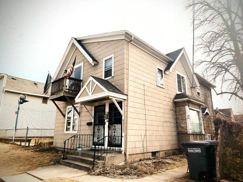 Apartment for rent at 1505 Union Ave, Sheboygan, WI 53081