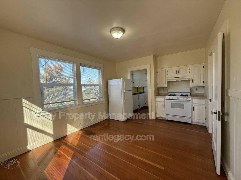 House for rent at 69 B St, Vallejo, CA 94590