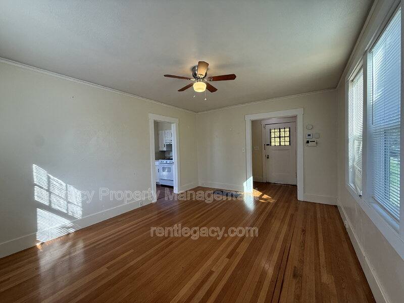 House for rent at 69 B St, Vallejo, CA 94590