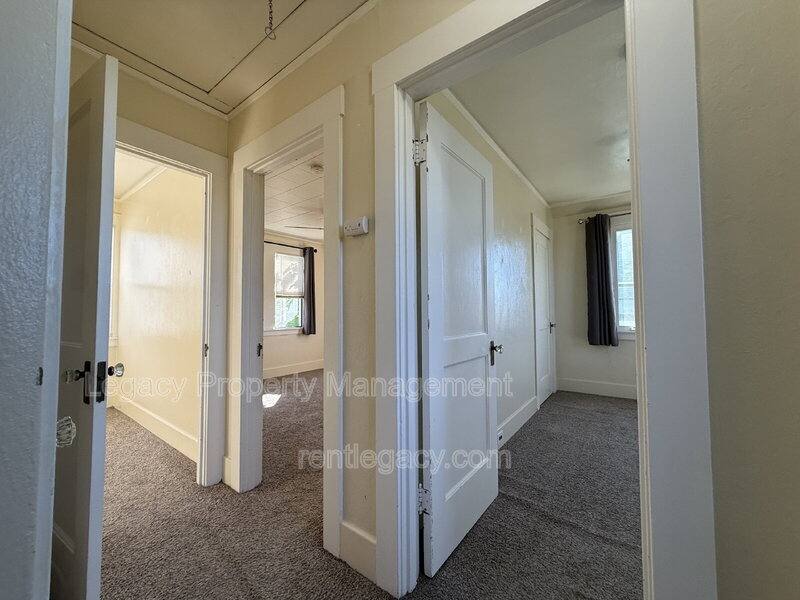 House for rent at 69 B St, Vallejo, CA 94590