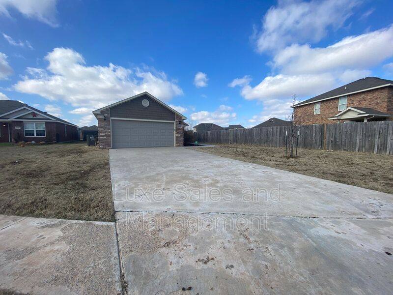 House for rent at 4517 Hunter Blvd, Oklahoma City, OK 73179