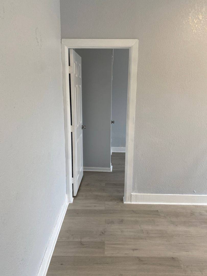 Apartment for rent at 807 W 43rd St, Los Angeles, CA 90037
