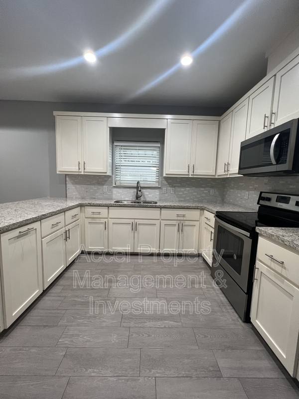 Apartment for rent at 413 Downing #2, Edinburg, TX 78539