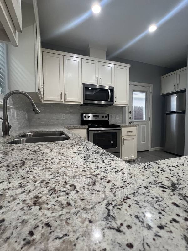 Apartment for rent at 413 Downing #2, Edinburg, TX 78539