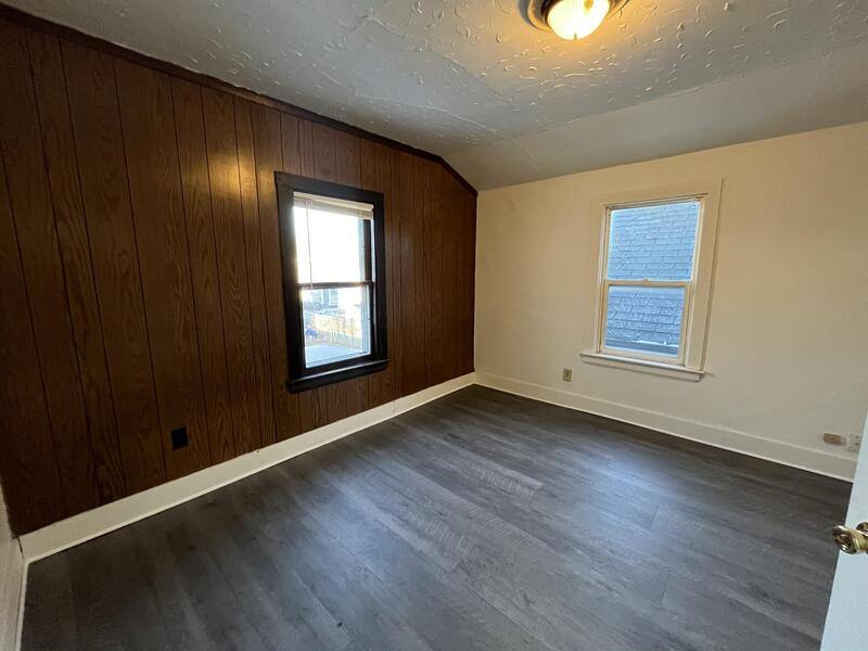 Apartment for rent at 922-924 Erie Ave #924, Sheboygan, WI 53081