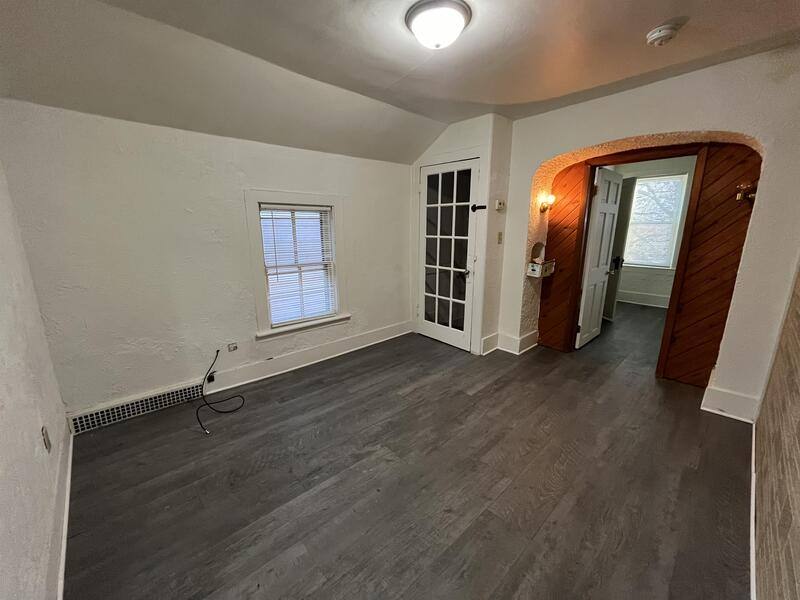 Apartment for rent at 922-924 Erie Ave #924, Sheboygan, WI 53081