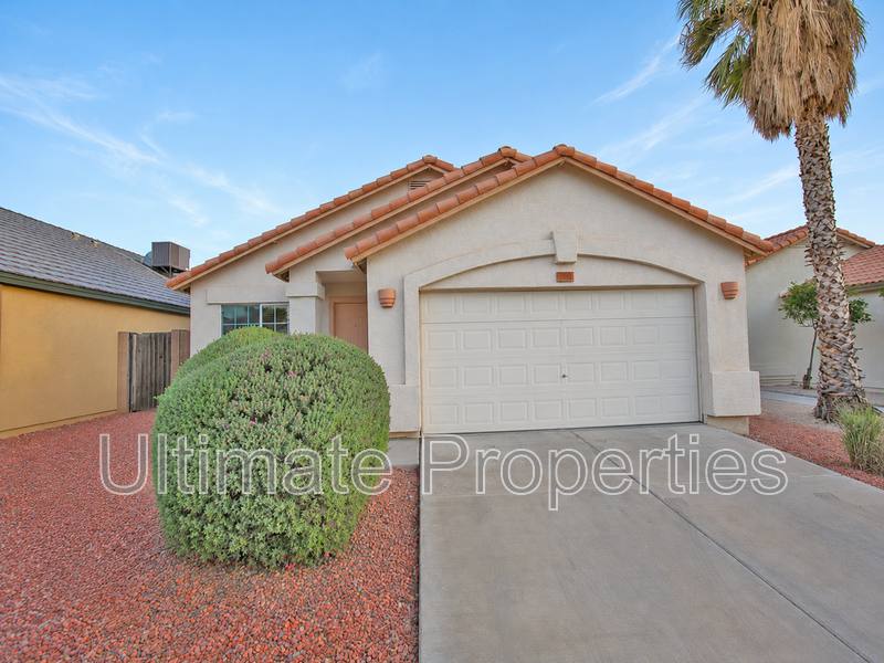House for rent at 3011 W Zachary Dr, Phoenix, AZ 85027