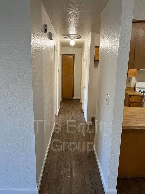 Apartment for rent at 206 E Mill Ave #2, Porterville, CA 93257
