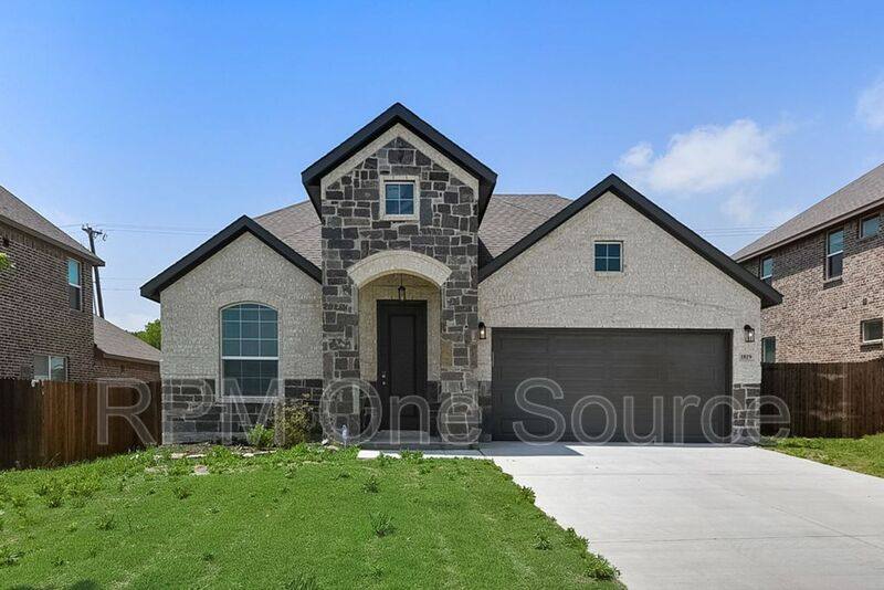 House for rent at 1819 Michael Dr, Princeton, TX 75407