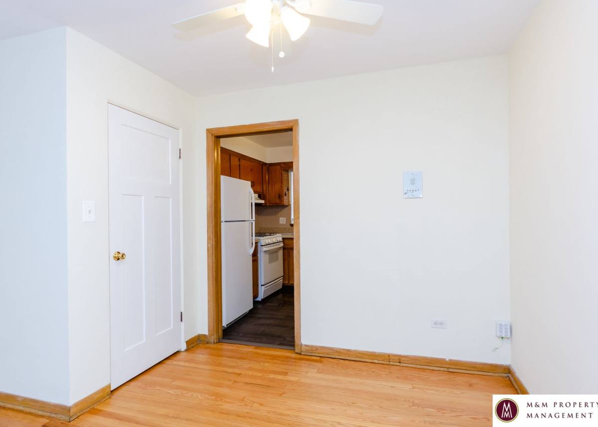 Apartment for rent at 1032 Washington, Oak Park, IL 60302