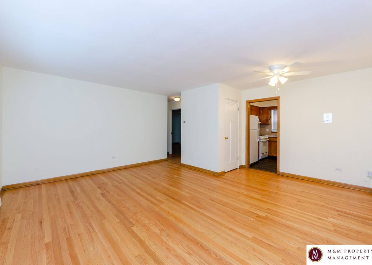 Apartment for rent at 1032 Washington, Oak Park, IL 60302