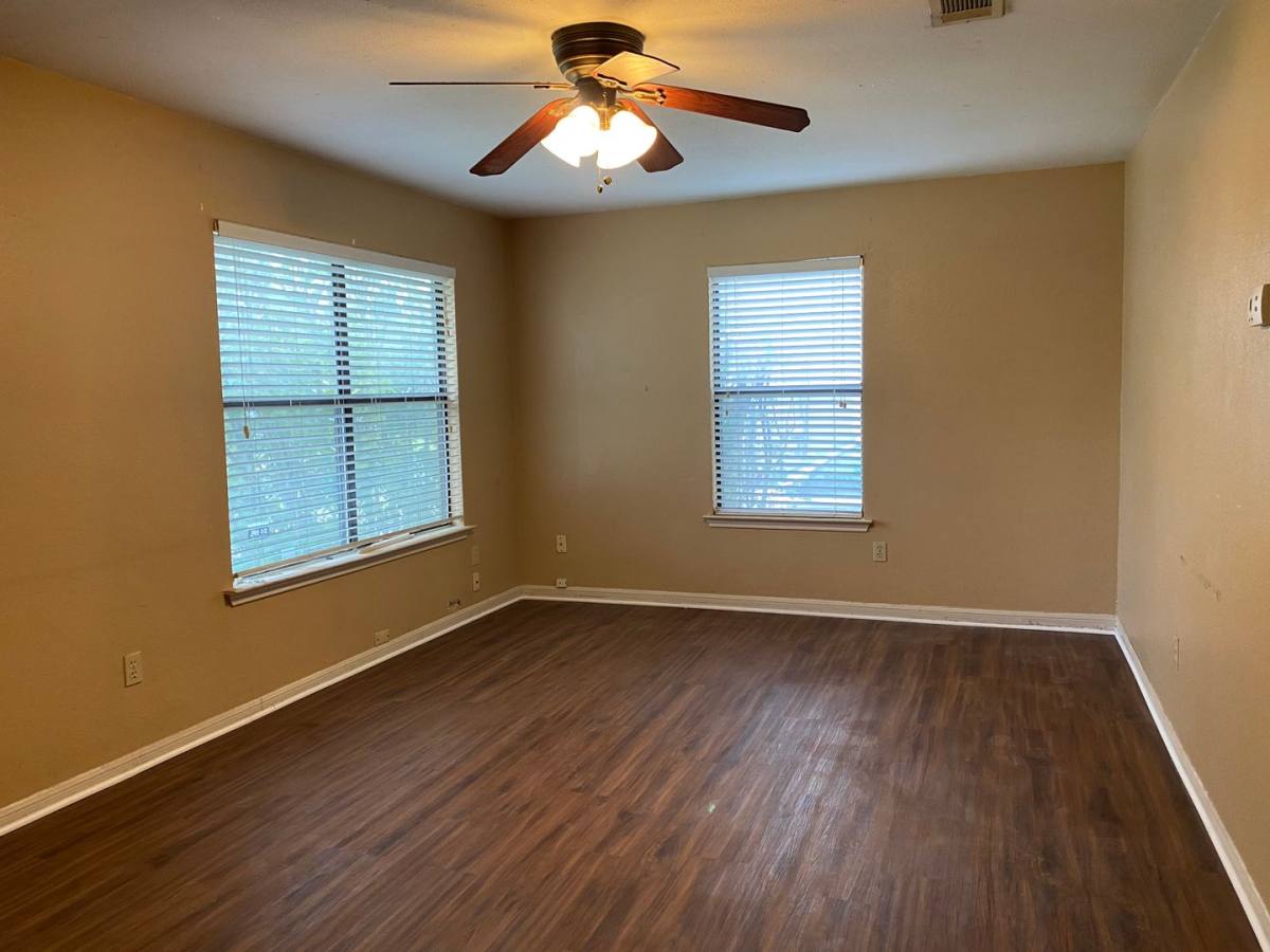 House for rent at 803 E 12th Ave, Belton, TX 76513