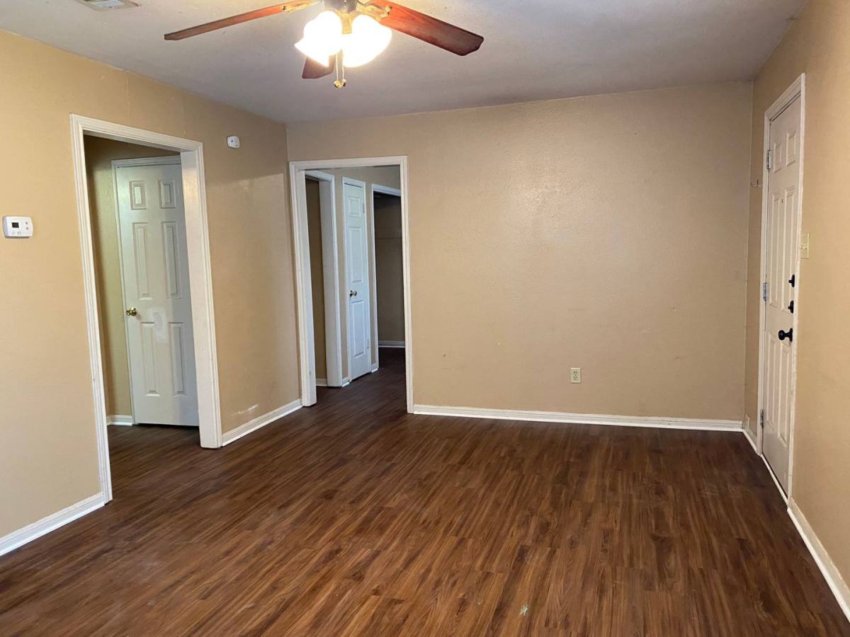 House for rent at 803 E 12th Ave, Belton, TX 76513
