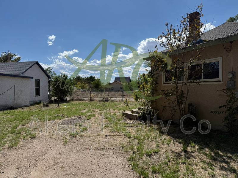 House for rent at 523 E Adams Ave, Pueblo, CO 81004