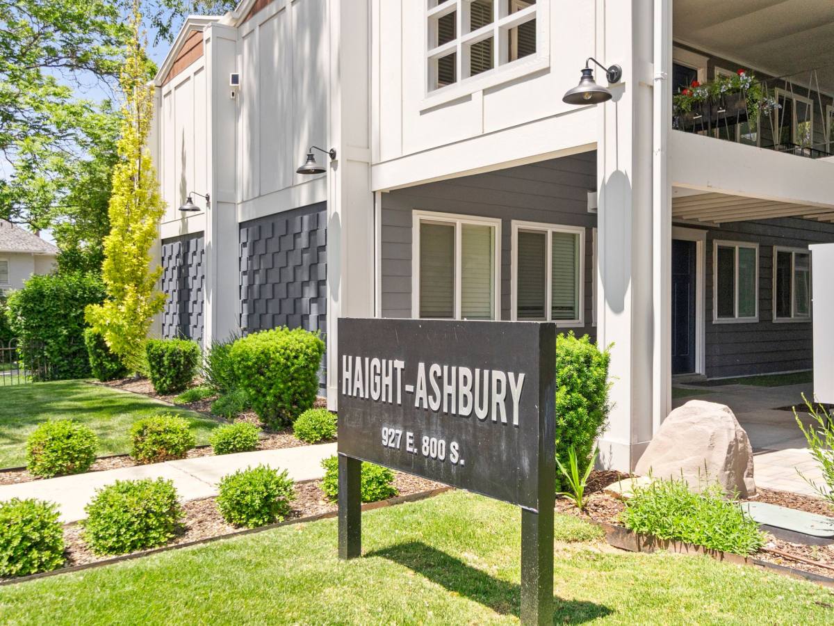 Apartment for rent at 927 E 800 S, Salt Lake City, UT 84102