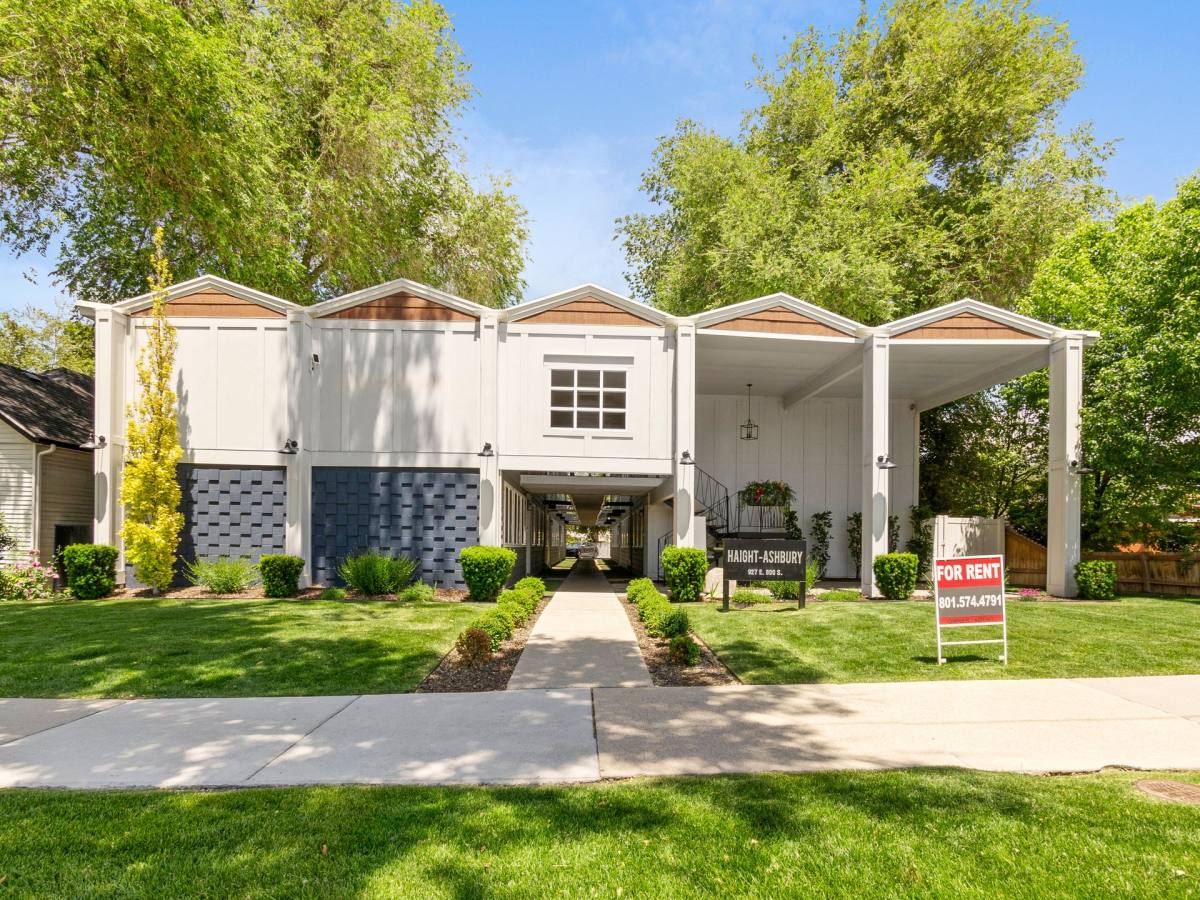 Apartment for rent at 927 E 800 S, Salt Lake City, UT 84102