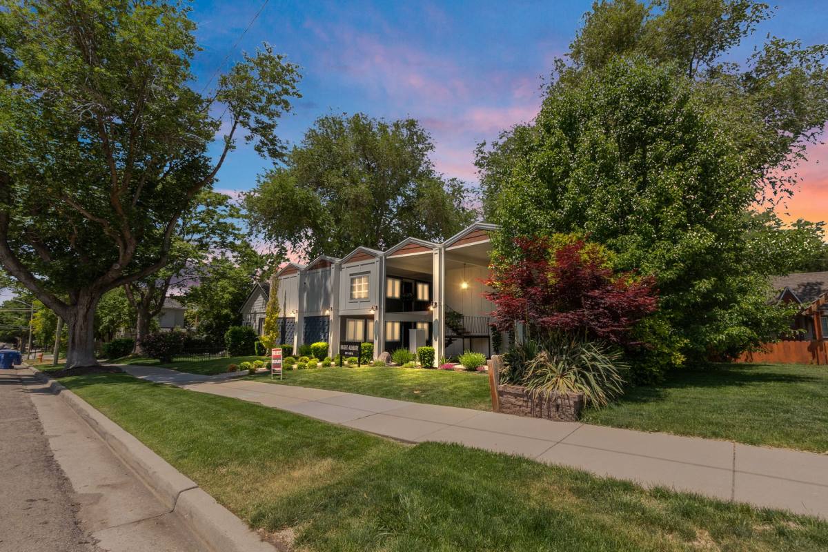Apartment for rent at 927 E 800 S, Salt Lake City, UT 84102