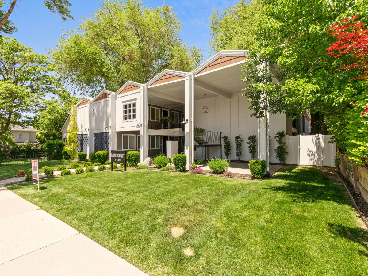 Apartment for rent at 927 E 800 S, Salt Lake City, UT 84102