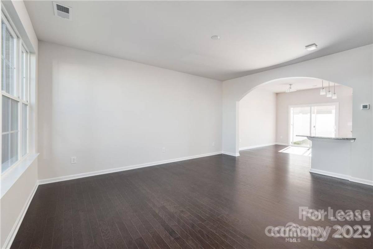 Townhouse for rent at 6929 Walnut Branch Lane, Charlotte, NC 28277