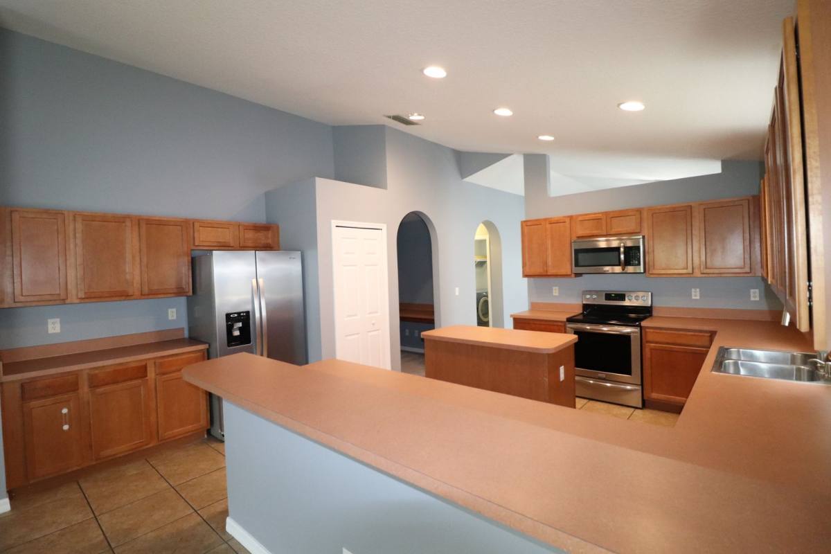 House for rent at 324 Red Kite Dr, Groveland, FL 34736