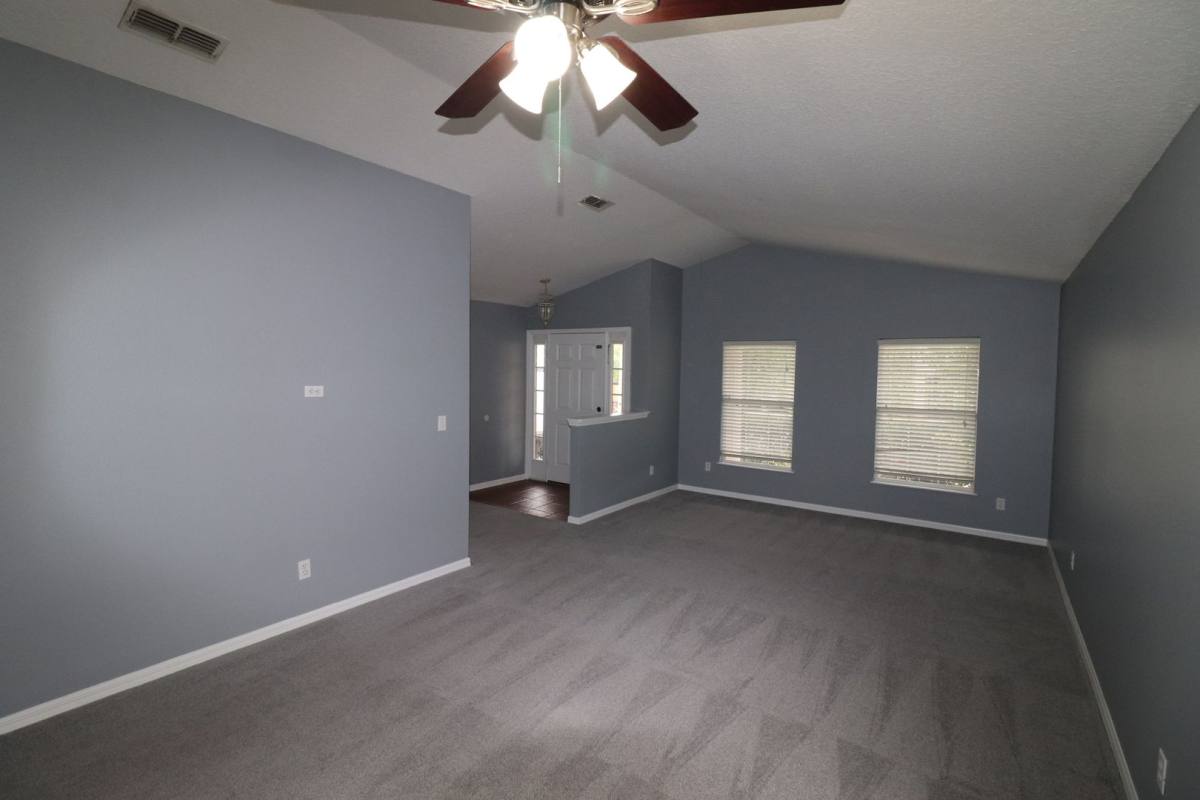 House for rent at 324 Red Kite Dr, Groveland, FL 34736