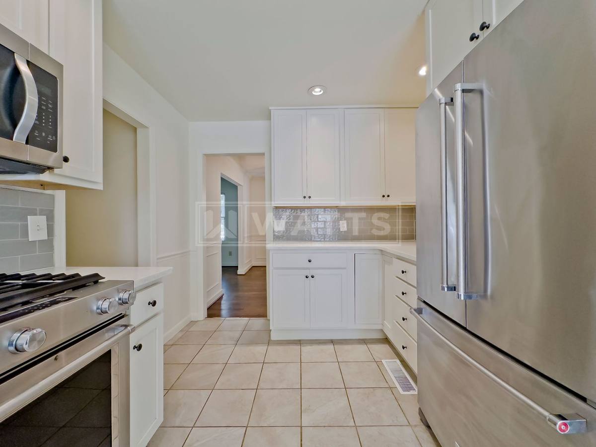 House for rent at 4452 Mountaindale Rd, Birmingham, AL 35213