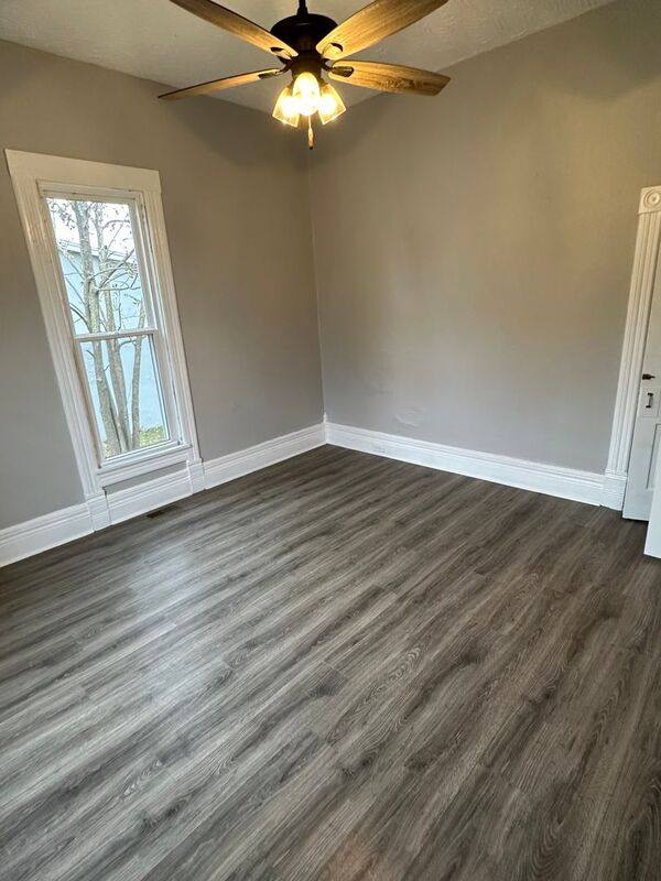 House for rent at 1112 E Locust St, Springfield, MO 65803